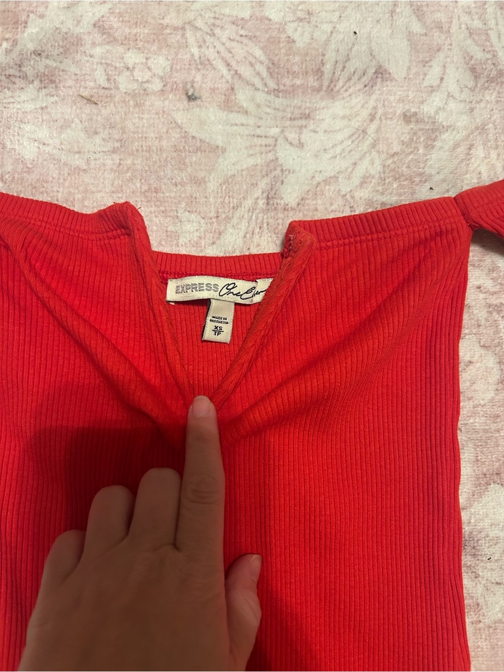 Red Ribbed Off-Shoulder One-Piece Bodysuit - Picture 3 of 3